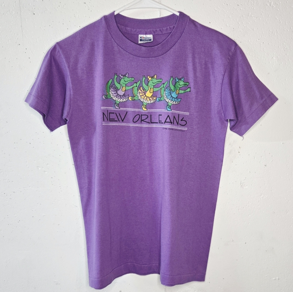 New Orleans dancing Alligators Vintage tee